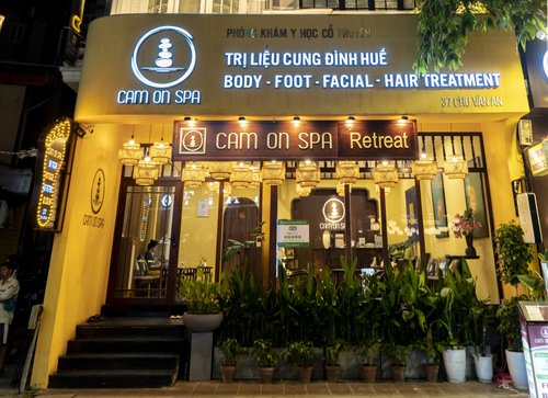 Top 10 Spa tại Huế - Trải nghiệm thư giãn tuyệt vời và dịch vụ chăm sóc sắc đẹp chất lượng 3 Top 10 Spa tại Huế – Trải nghiệm thư giãn tuyệt vời và dịch vụ chăm sóc sắc đẹp chất lượng