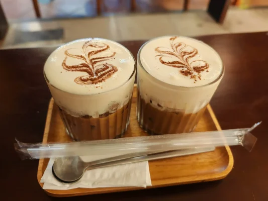 Bites & Brews – Quán Cà Phê Đậm Chất Huế, Đầy Hương Vị và Tình Cảm