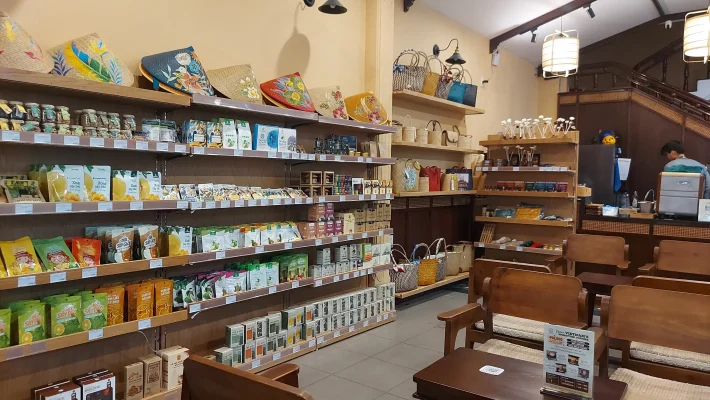 Bites & Brews – Quán Cà Phê Đậm Chất Huế, Đầy Hương Vị và Tình Cảm